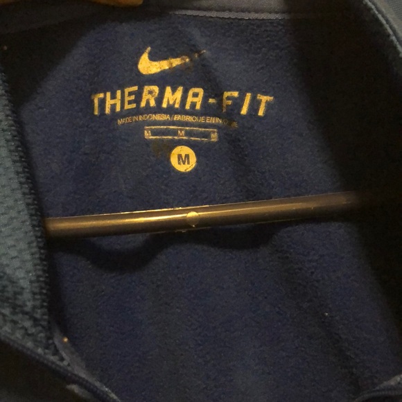 Nike thermal fit jacket - Picture 2 of 2